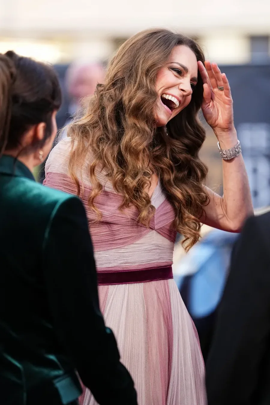 Kate Middleton ndryshon stilin e saj të përhershëm dhe bën