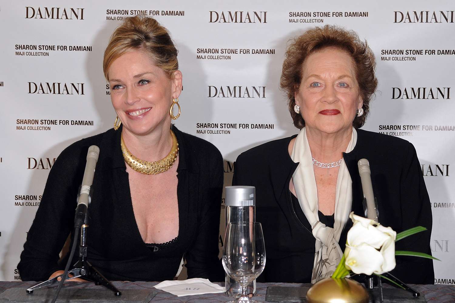 sharon-stone-mom-062626-73afa306887e4adcb3f8d33328caf2ac.jpg