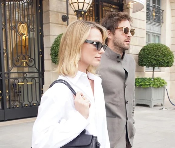 Margot Robbie Just Gave the Most Stylish Formula for Wearing Jeans This Summer