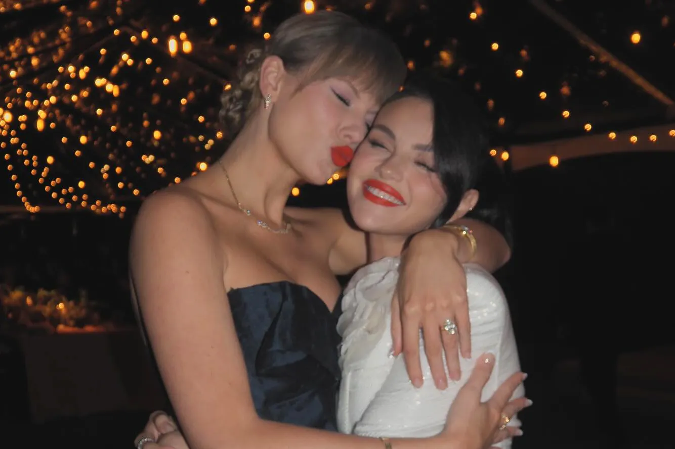 taylor-swift-selena-gomez-2025-030426-852e619359ce43bbae4b074b0b389209.webp