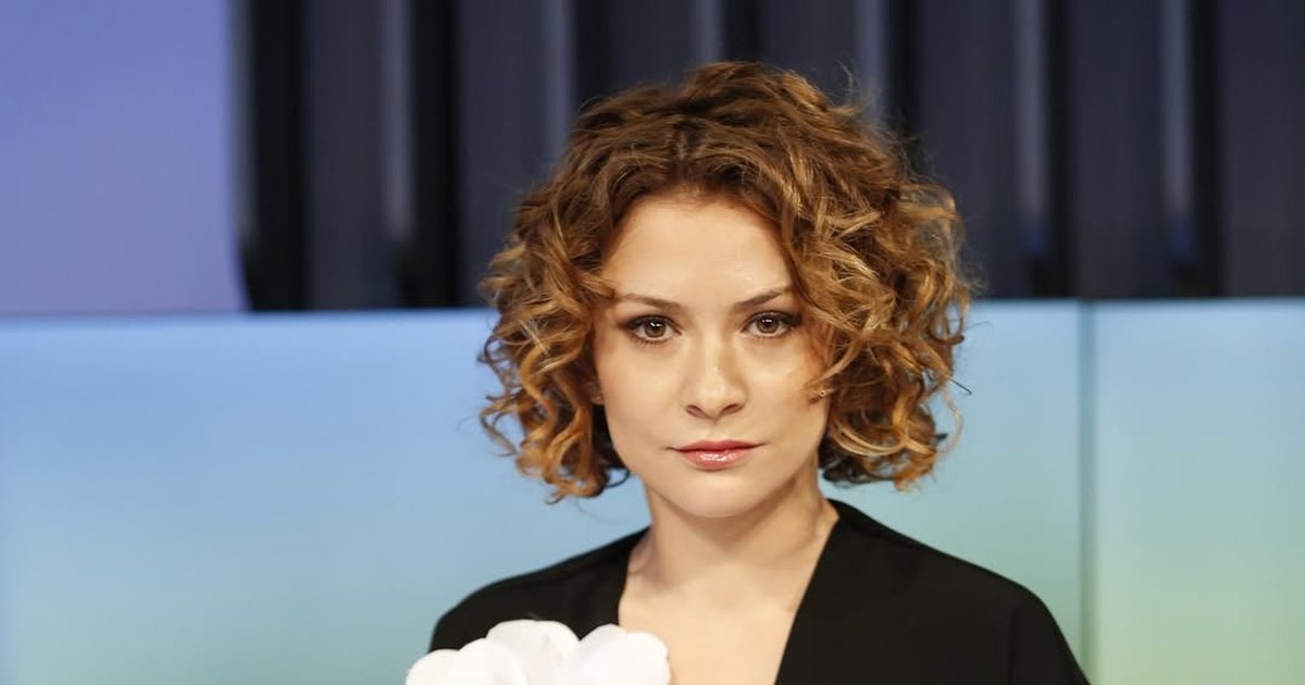  Më keni hequr bebelinat e mamit   Egla Ceno dorëhiqet nga Teatri  Skampa  pas konfliktit për pagën