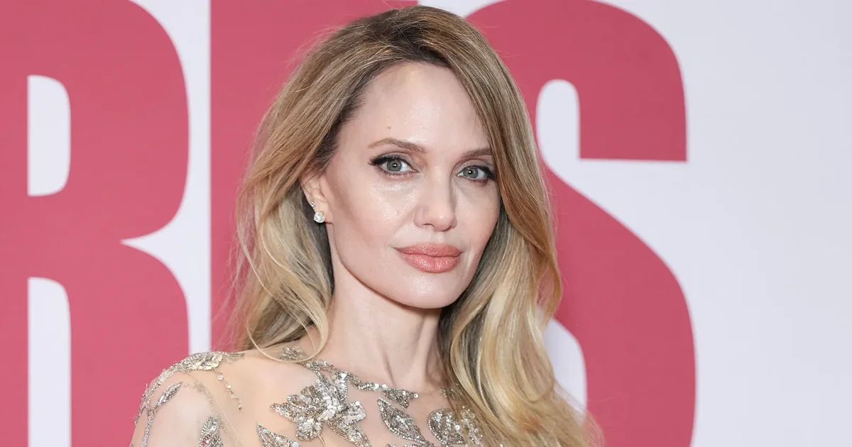 angelina-jolie-po-mendon-te-largohet-nga-shtetet-e-bashkuara