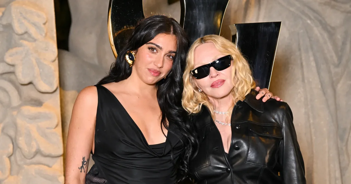 madonna-rrefen-pajtimin-me-vajzen-lourdes-me-propozoi-te-shkruanim-nje-kenge-se-bashku