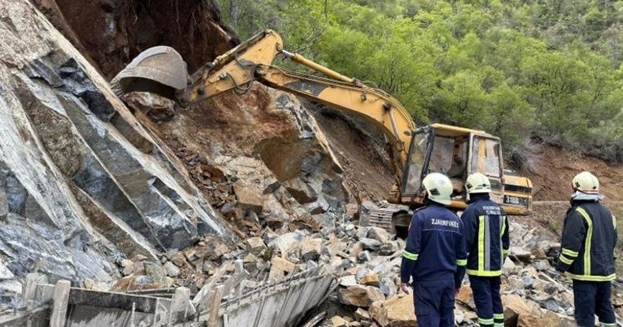 2 viktima nga rrëshqitja e dheut në kantierin e ndërtimit në