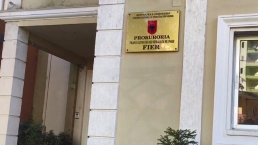 Nga makinat luksoze, te llogarit&euml; bankare, apartamentet dhe tokat/