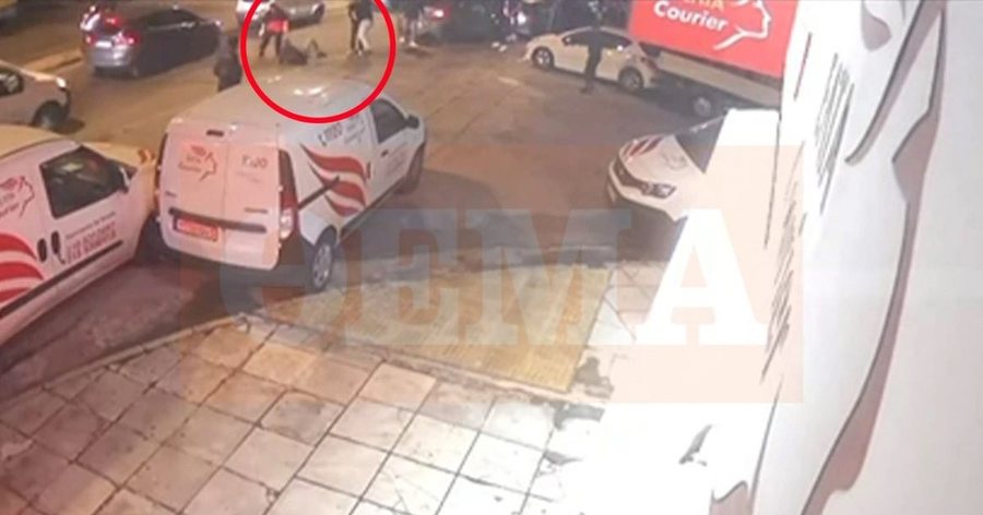 Thika, shkopinj dhe leva/ P&euml;rleshje e dhunshme mes shqiptar&euml;ve n&euml;