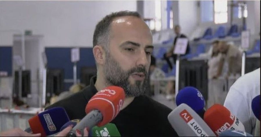 Braçe hodhi akuza për fletët me simbole, anëtari i KAS:
