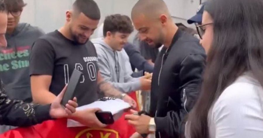 VIDEO/ Edon Zhegrova mbërrin në zyrat e Juventusit, shqiptarët e
