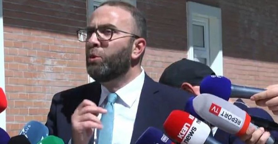 Përfundon mbledhja e grupit parlamentar të PD/ Bardhi: Të