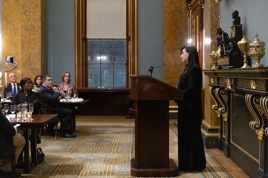 Linda Rama: Çanta e globalizimit mbi shpinën e fëmijëve
