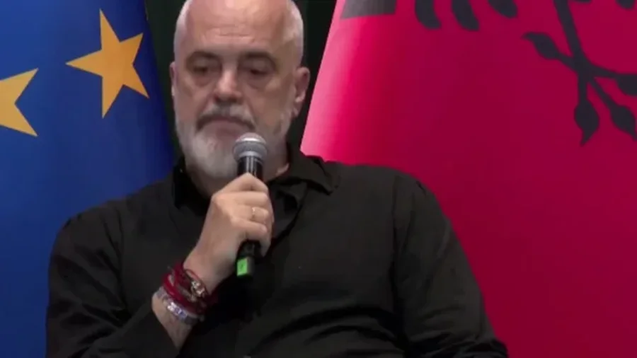 &ldquo;Synimi &euml;sht&euml; q&euml; t&euml; vrasin nj&euml; projekt q&euml;