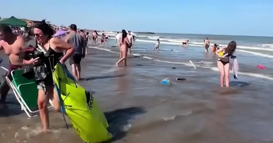 Pamje apokaliptike! 'Metotsunami' godet Argjentin&euml;n/