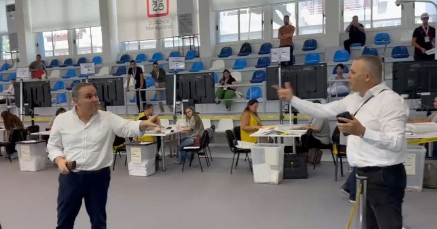 Debati  te “Farie Hoti”/  KAS kërkon ndihmën e