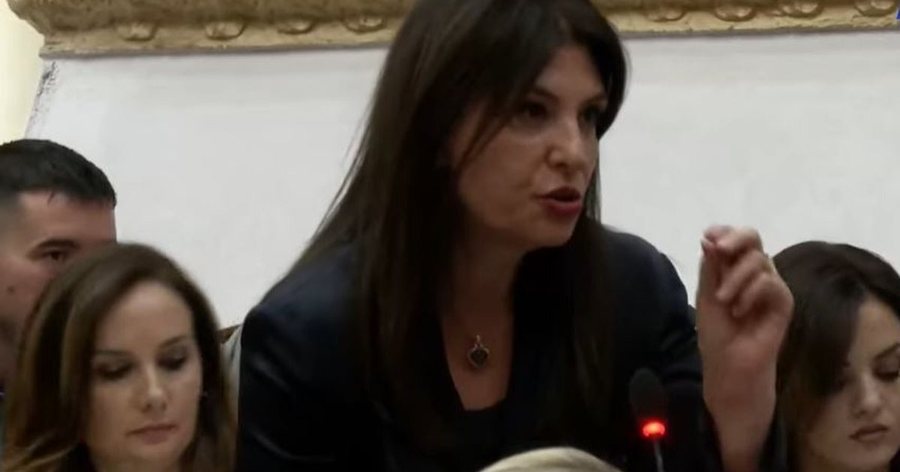 "Rend dite me 25 pika të mos vendosni më", Jozefina Topalli