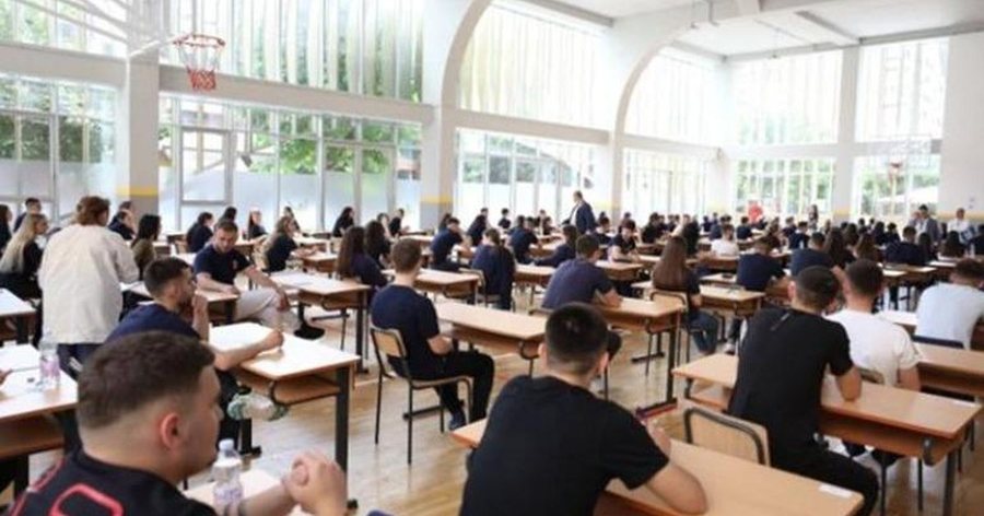 Publikohen rezultatet e provimit t&euml; Gjuh&euml;s Shqipe dhe