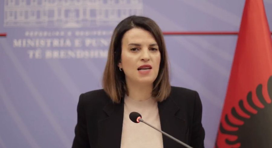 Ministrja Ko&ccedil;iu prezanton Kryeinspektorin e ri t&euml; IKMT: Ngrem&euml;