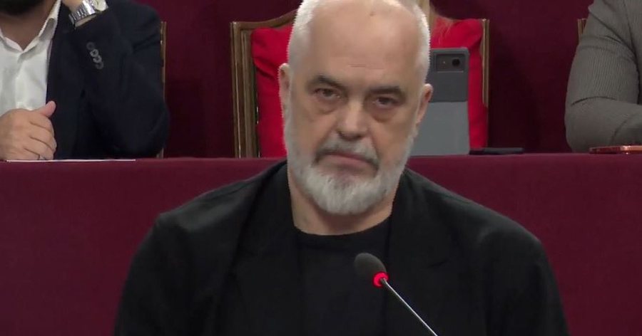 Rama kapet me Fatos Lubonj&euml;n: O Fatos, q&euml;kur u ndave nga mua m&euml;