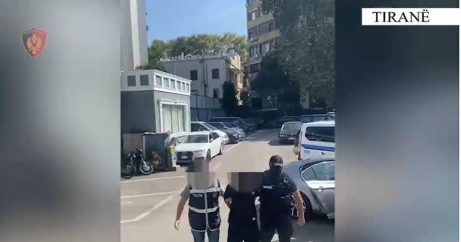 Po merrte në postë një pako me Kanabis, bie në pranga