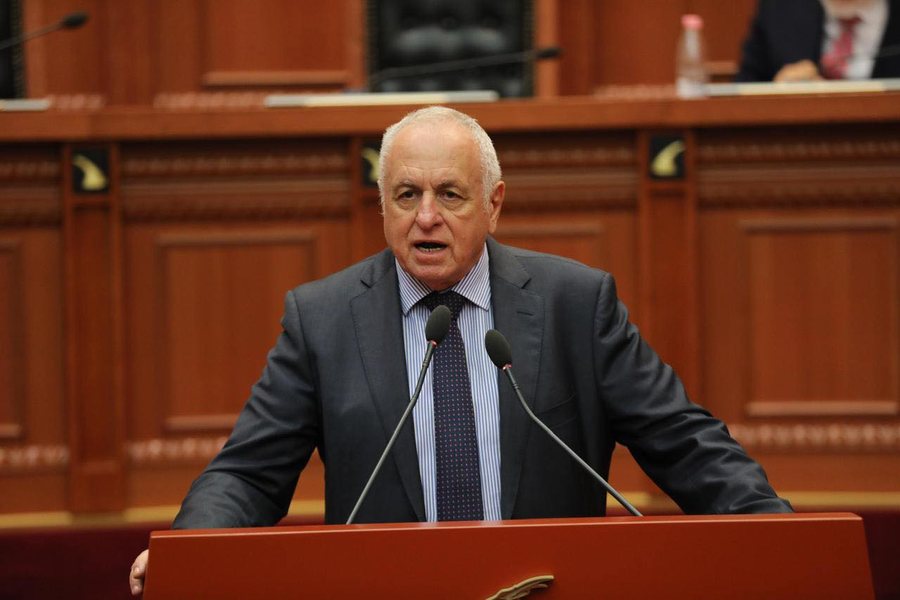 Tritan Shehu kundër ligjit për barazinë gjinore: 22 amendamentet