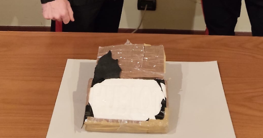 Dit&euml;n pun&euml;tor krahu nd&euml;rsa nat&euml;n b&euml;nte aktivitet