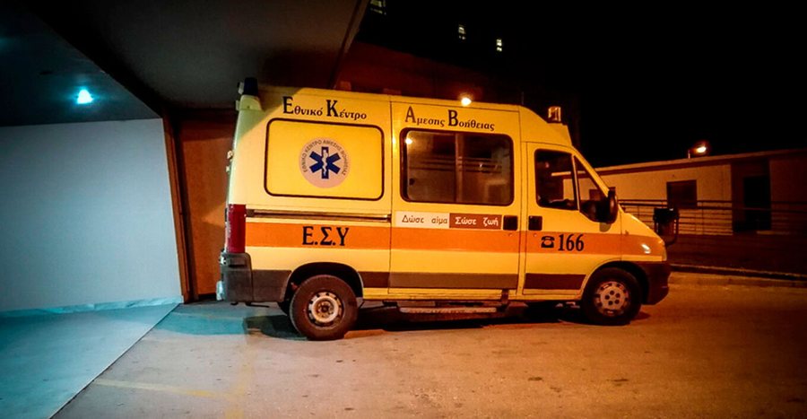 Tragjedi n&euml; Greqi! Shkeli gabimisht gazin teksa parkonte dhe p&euml;rplasi