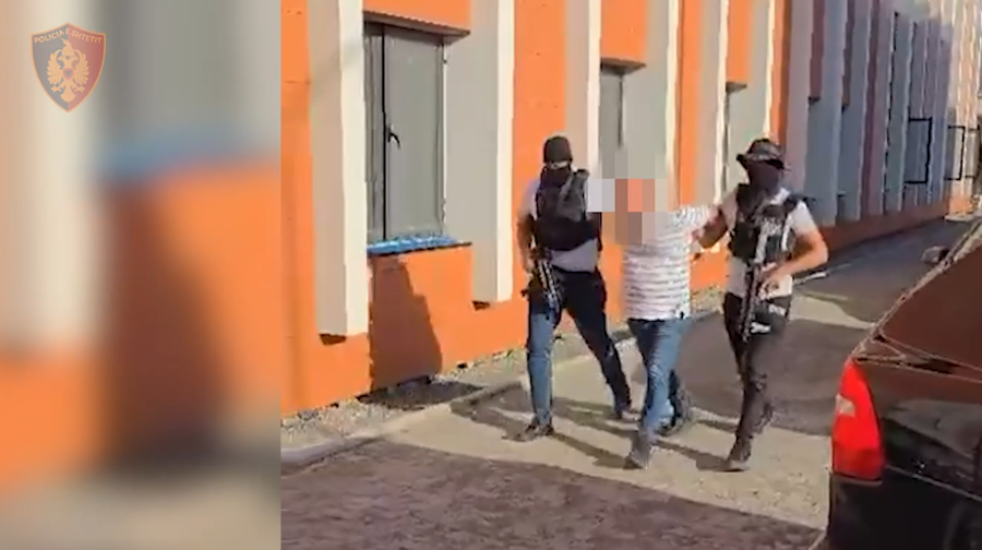 EMRI/ Pjesë e një organizate kriminale në Itali, arrestohet