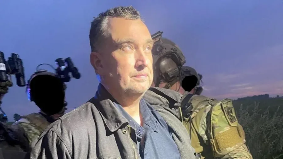 Vrau politikanen amerikane dhe bashkëshortin e saj në Minnesota,