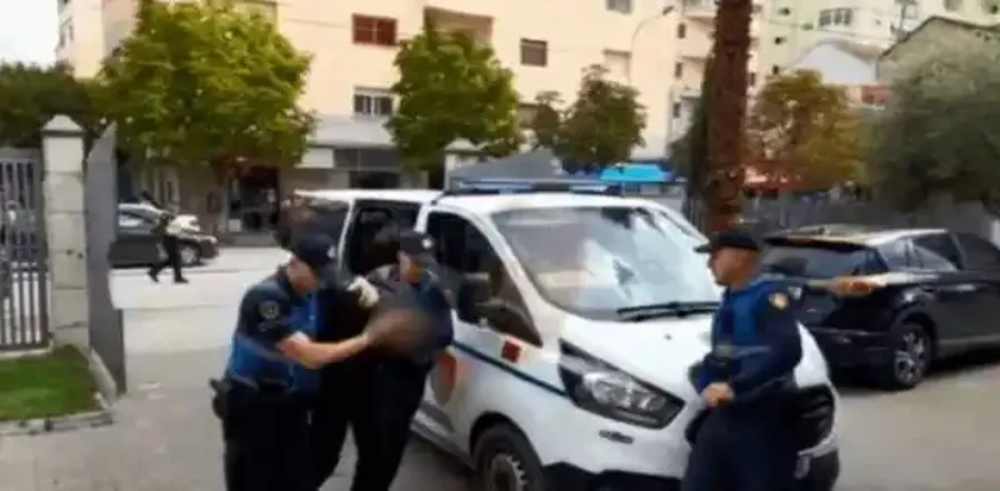 Durr&euml;s, dhunuan nj&euml; &ccedil;ift 55-vje&ccedil;ar&euml;sh dhe i