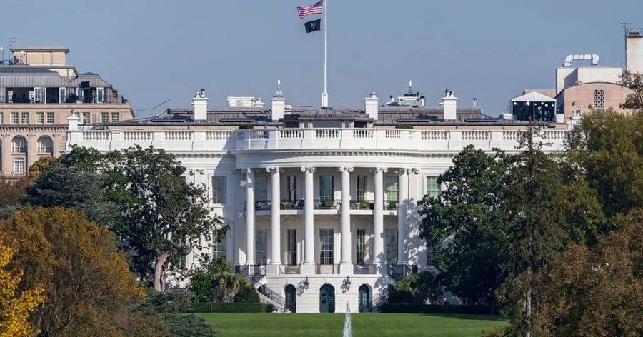 Sht&euml;pia e Bardh&euml;: Vendosja e trupave evropiane n&euml; Groenland&euml;