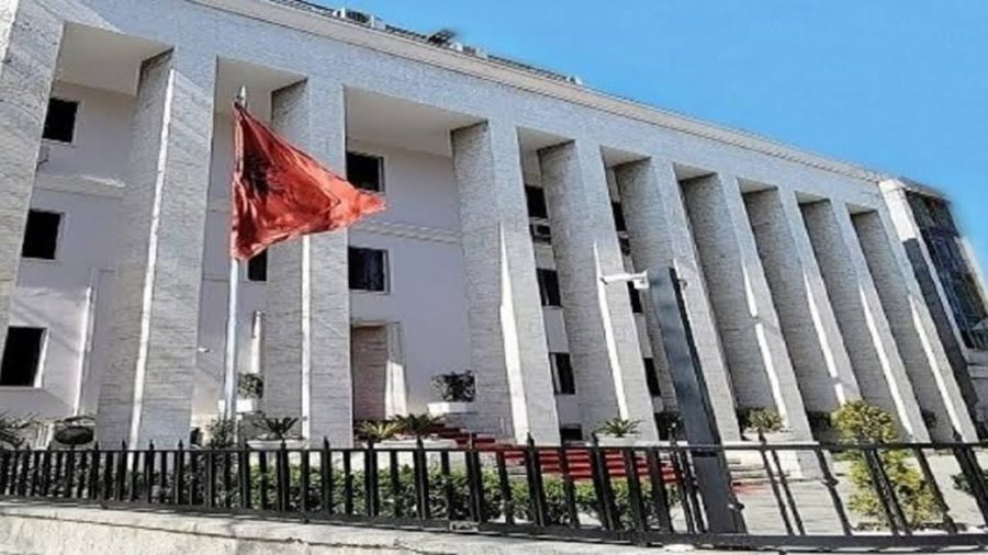 Gjykata e Lart&euml; shpall kandidat&euml;t zyrtar&euml; p&euml;r KLGJ,
