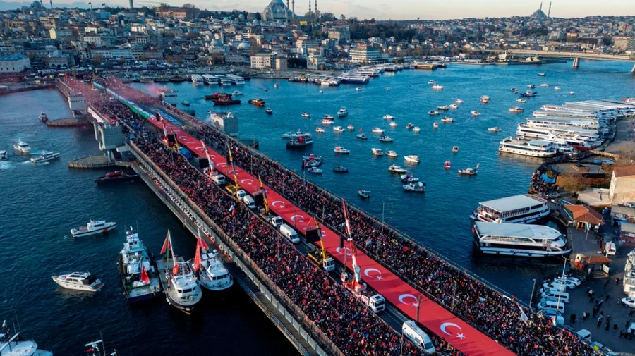 &ldquo;Nuk do ta harrojm&euml; Palestin&euml;n&rdquo;/ Mij&euml;ra njer&euml;z