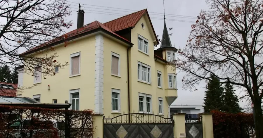 KRIM në familje! Burri vret gruan, motrën dhe dy fëmijët e