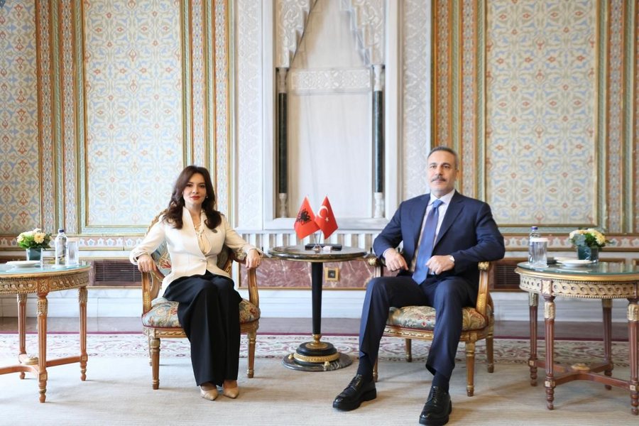 Spiropali pritet n&euml; Stamboll nga Ministri i Jasht&euml;m turk: Partneriteti