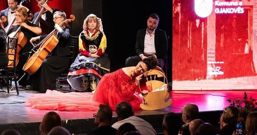 Ermonela Jaho emocionoi Gjakovën/ Ermal Hasimja: I premtova që kjo do