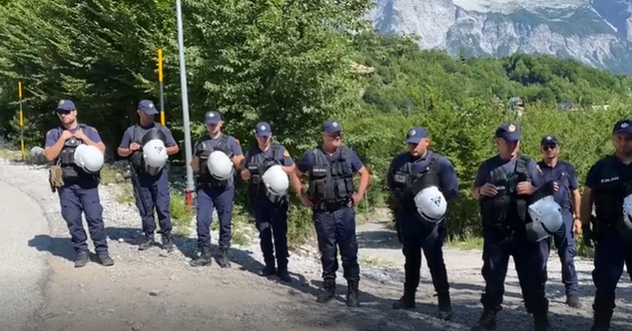 Vijon aksioni për prishjen e ndërtimeve pa leje në Theth, rritet