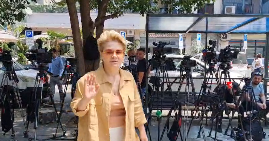 VIDEO/Monika Kryemadhi paraqitet n&euml; SPAK: Vdiq babai i Ilirit, e mor&euml;t