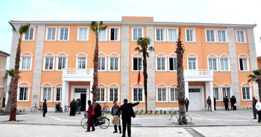 Bashkit&euml; t&euml; pap&euml;rgatitura p&euml;r indeksim/ Instituti i