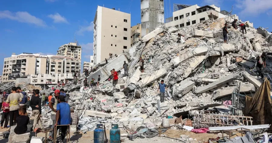Sulmet në Gazë intensifikohen, Izraeli hedh në erë