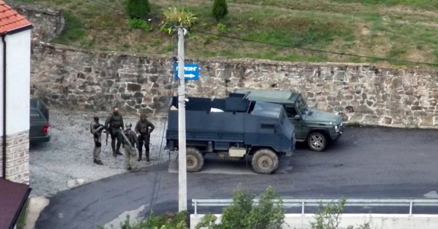 "Kërkojmë dorëzimin e Radoiçiç dhe 44 të