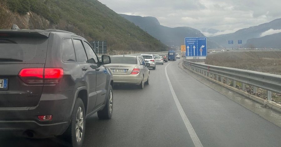 Shi, d&euml;bor&euml;, trafik e aksidente-si paraqitet situata nga moti n&euml;