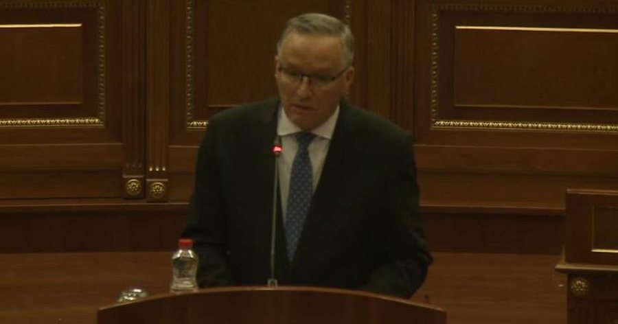 Gjyqi n&euml; Hag&euml;, Kreu i PDK-s&euml; njofton rezolut&euml; n&euml;