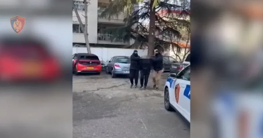 EMRI/ Akuzohet p&euml;r kultivim t&euml; bim&euml;ve narkotike! Arrestohet