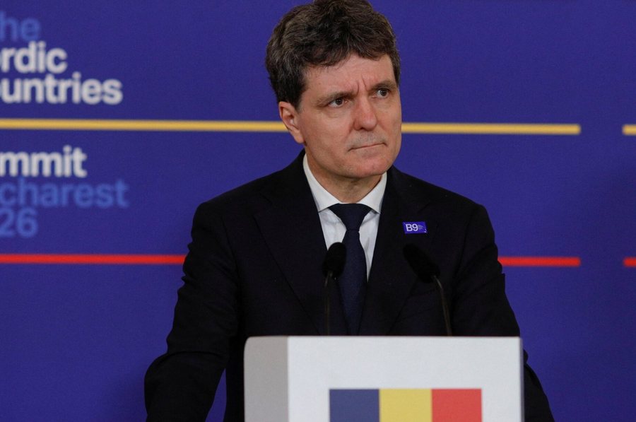 Sulmi me dron ndaj nj&euml; pallati, paralajm&euml;ron presidenti rumun: Nuk do