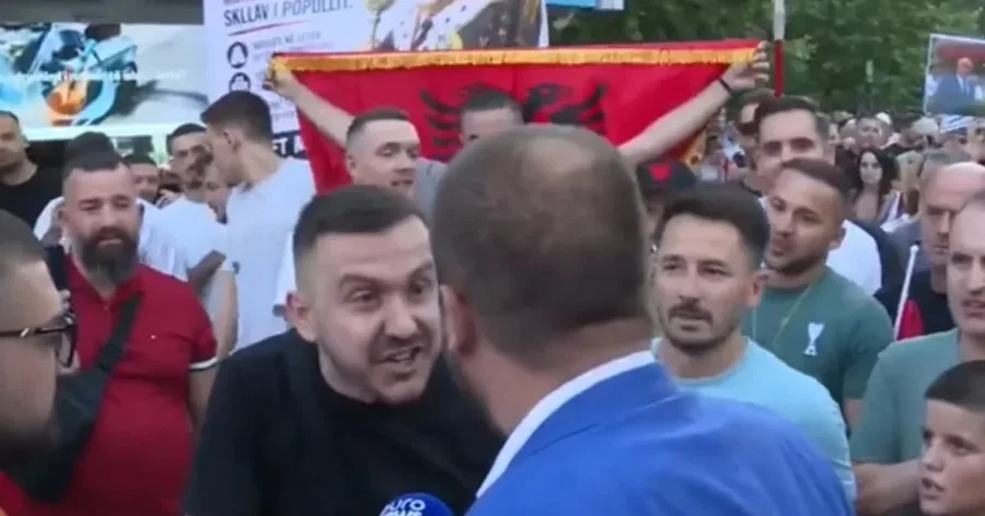Incidenti me protestuesit para Kuvendit/ Bido: Ishte nj&euml; grup agresiv i