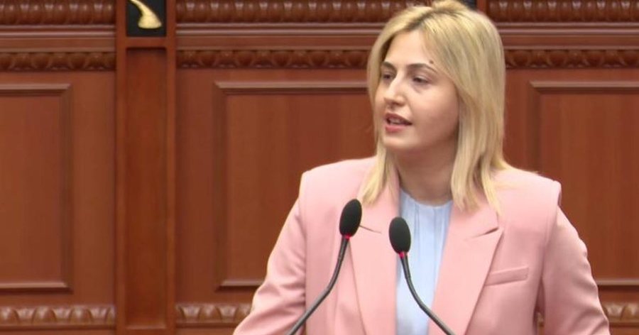 Ina Zhupa: Hiqni nga rendi i dit&euml;s ndryshimin p&euml;r