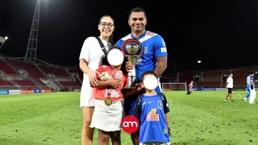 Humbi jet&euml;n aksidentalisht n&euml; Tiran&euml;, futbollisti bardheblu i jep