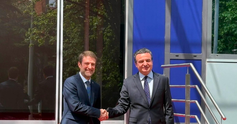 Ministri i Jasht&euml;m Ferit Hoxha vizit&euml; zyrtare n&euml; Kosov&euml;!