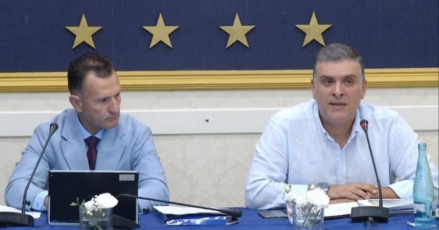 Meta në qeli/ Blushi: Ai dhe familja e tij janë në përgjim,