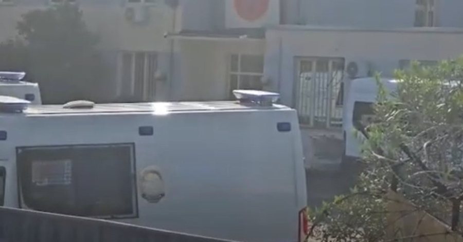 Çfarë po ndodh në Durrës? Policia