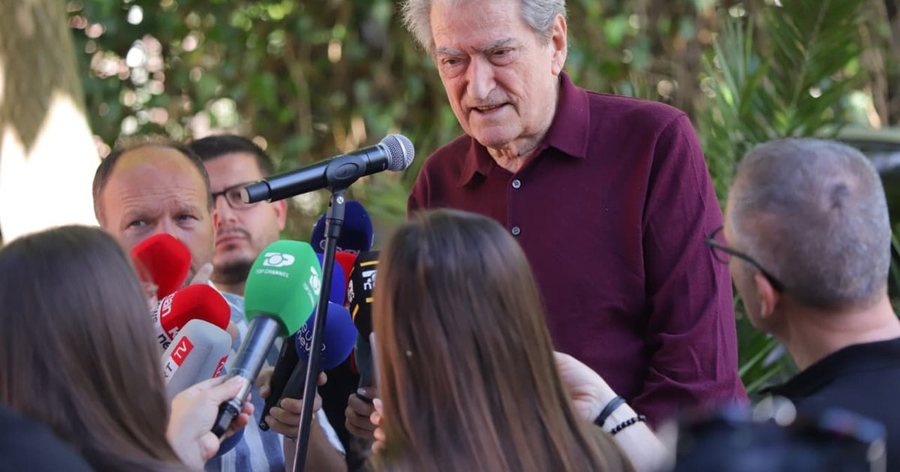 Berisha: N&euml; Aruba ishte edhe &lsquo;Rama i gjat&euml;&rsquo;! Pse i fshehin